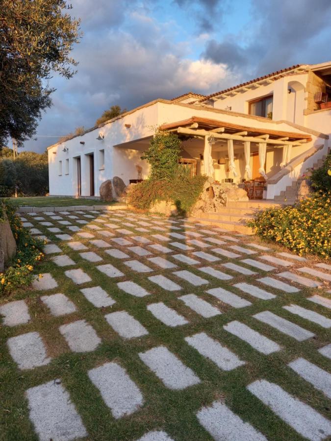 Li Petri Manni Olbia Exterior foto